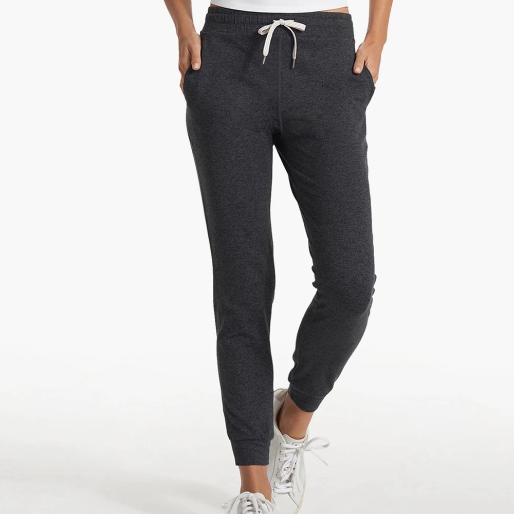 Vuori Performance Jogger - Size Small/ Charcoal Heather